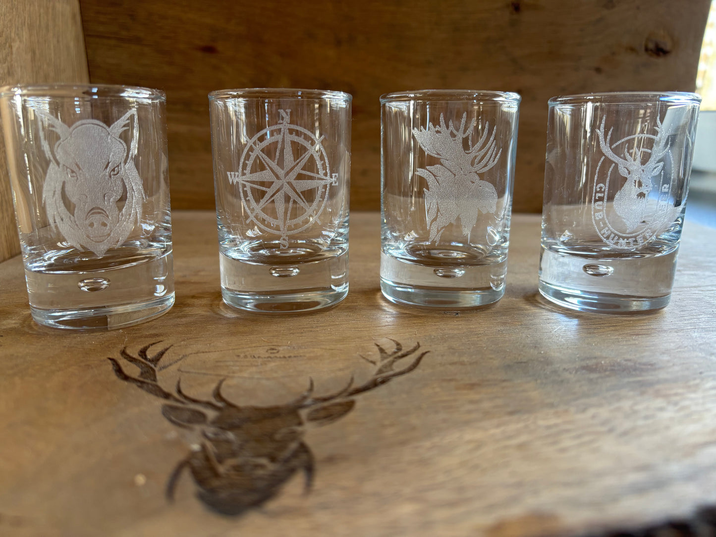 Shot Gläser verschiedene Motive