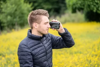 BRESSER 6x24 OLED-Laser-Entfernungsmesser