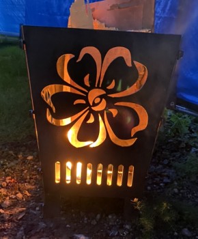 Feuerkorb Feuerschale Feuersäule aus 3 mm Stahlblech mit Blumen Motiven